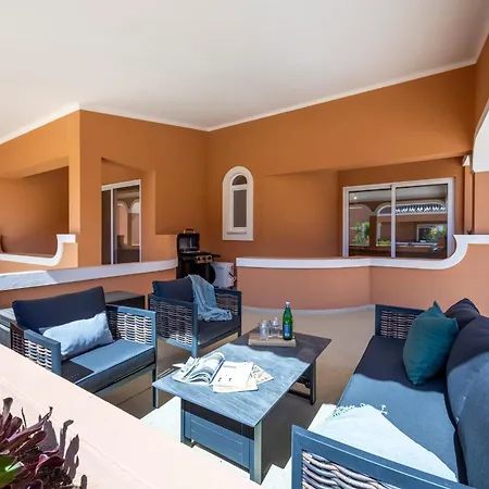 Casa Tessa Apartment *